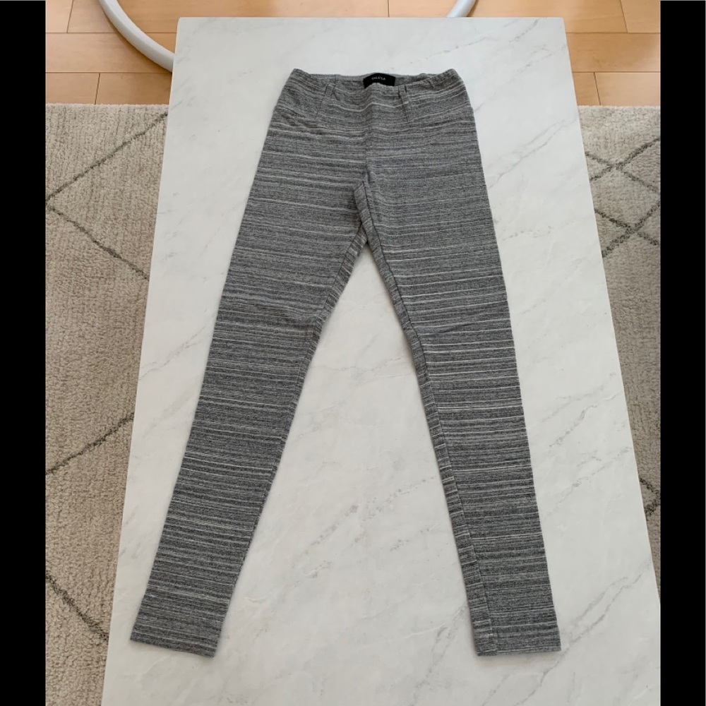 Aritzia Talula Leggings